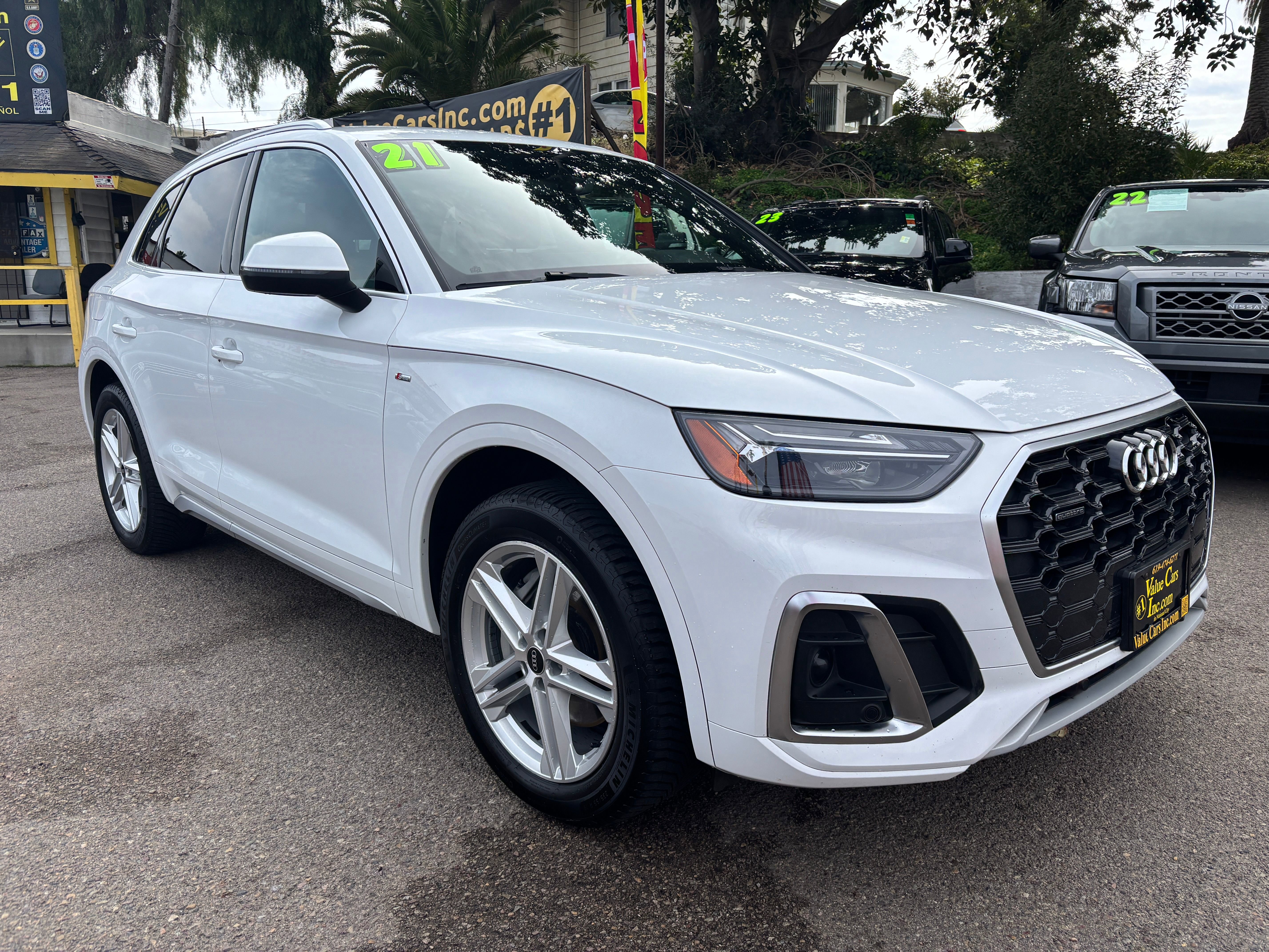 Vehicle image 5 of 29