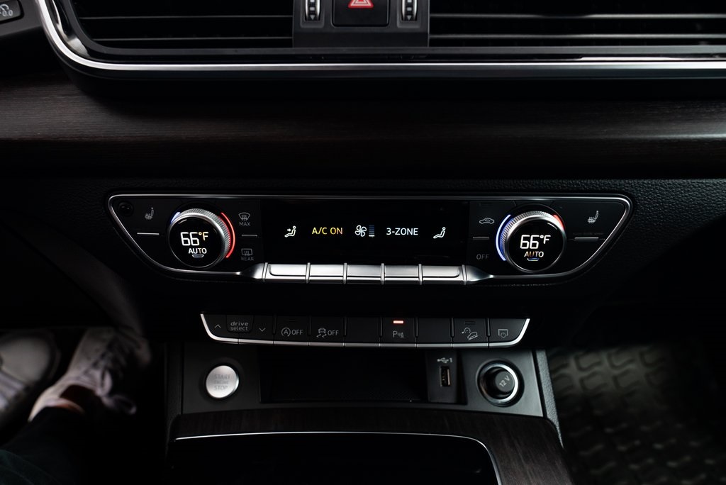 Vehicle image 28 of 28