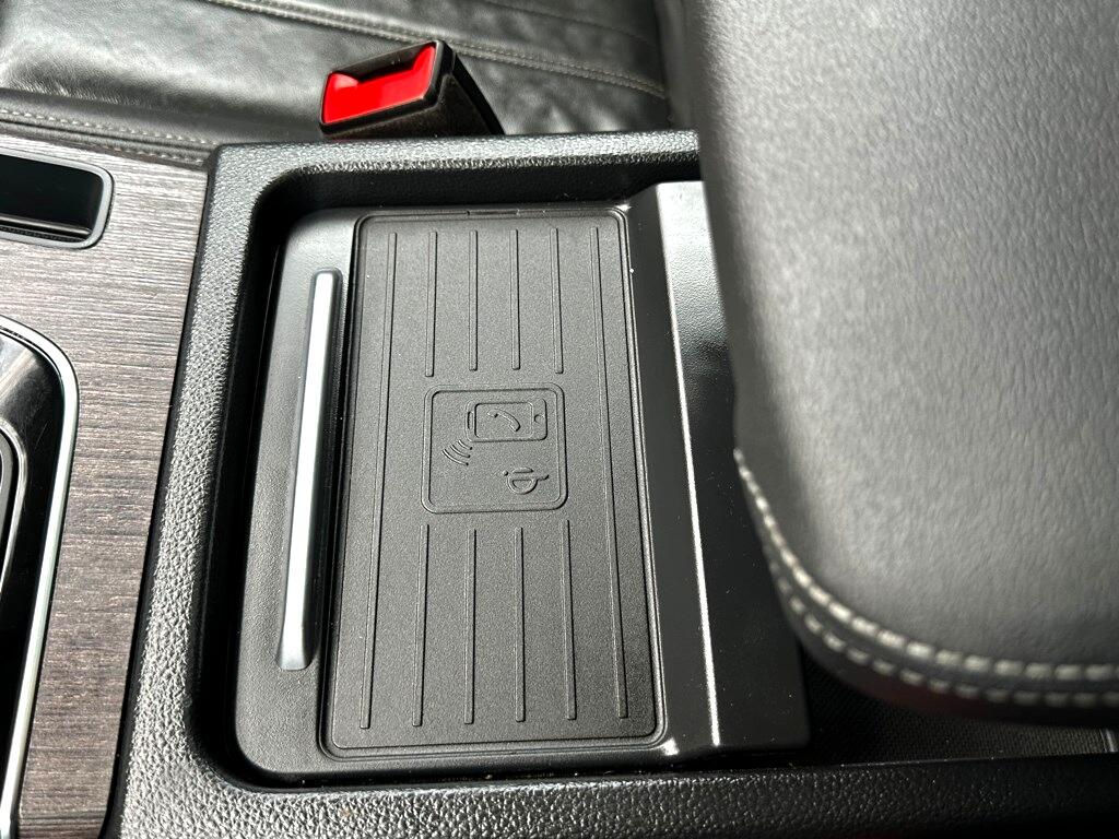 Vehicle image 31 of 39