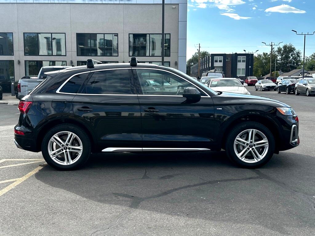 Vehicle image 6 of 39