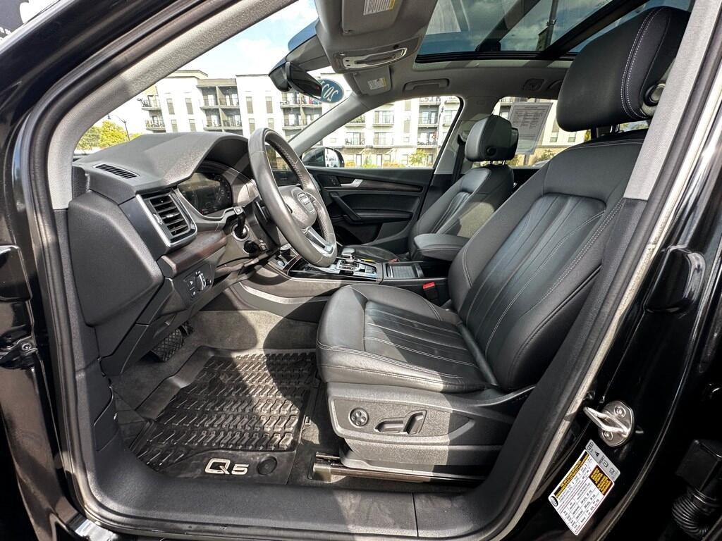 Vehicle image 17 of 39