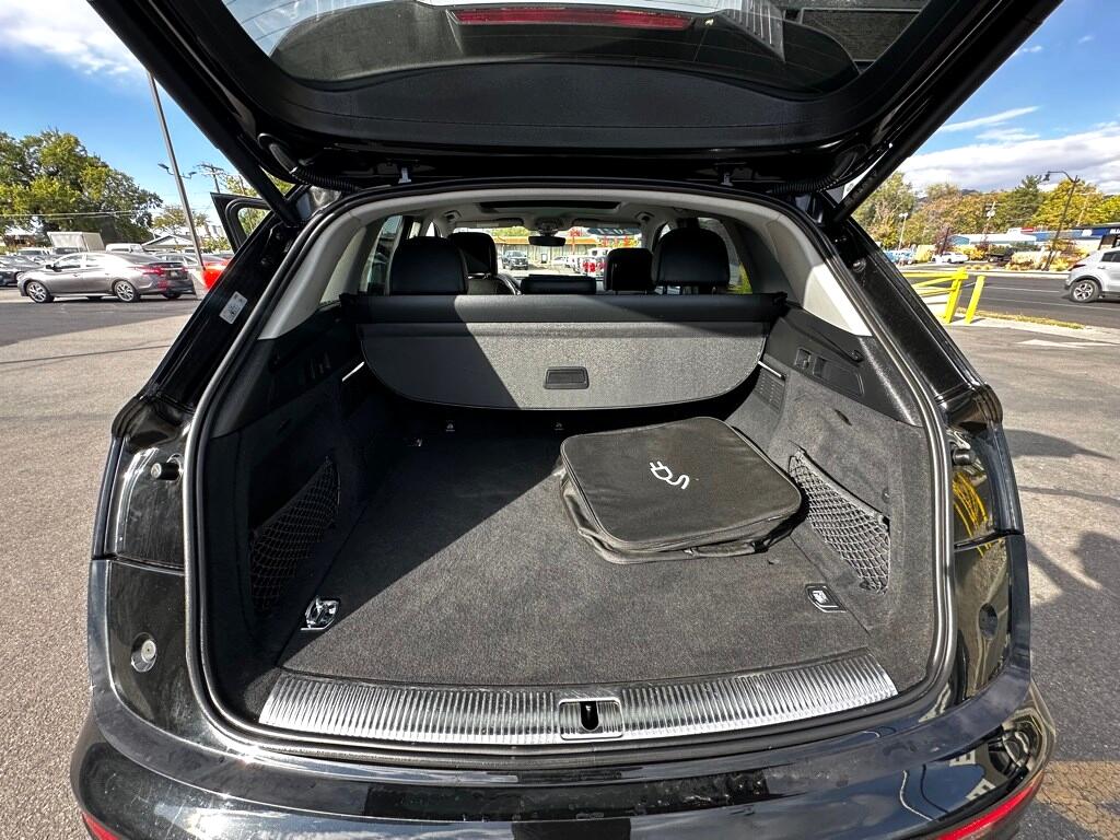 Vehicle image 23 of 39