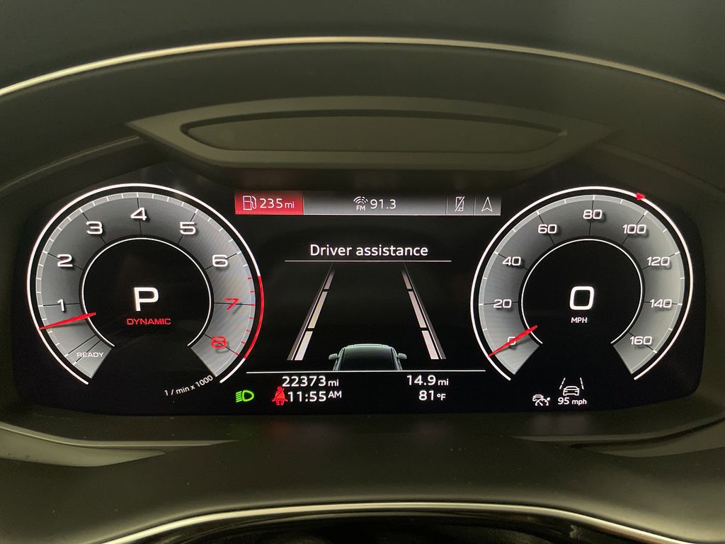 Vehicle image 22 of 46