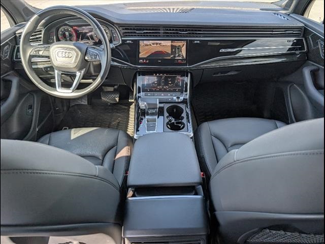 Vehicle image 18 of 24