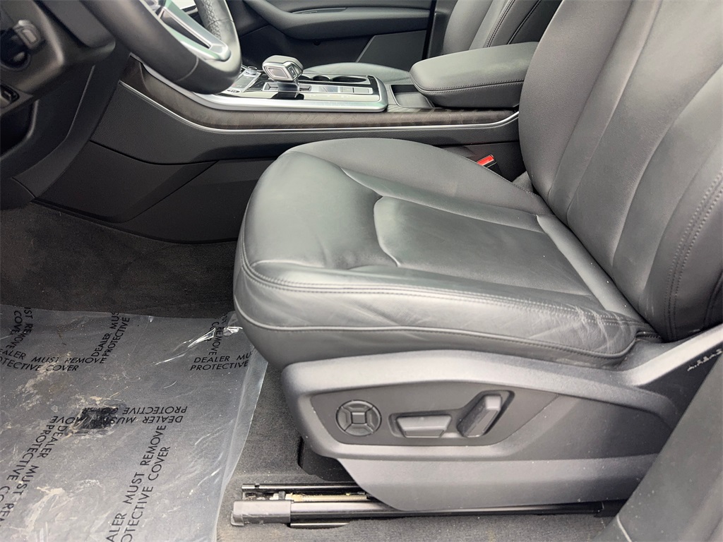 Vehicle image 34 of 57