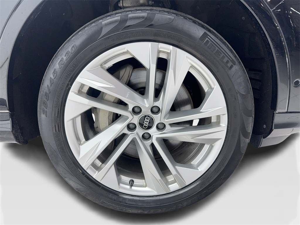 Vehicle image 50 of 57