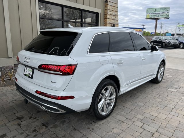 Vehicle image 22 of 91