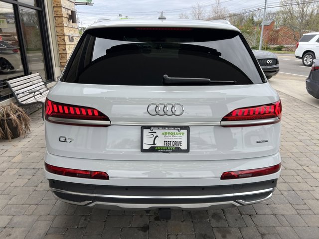 Vehicle image 89 of 91