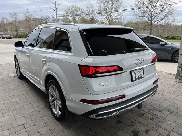 Vehicle image 30 of 91