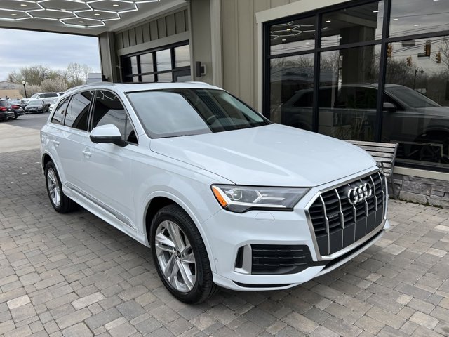 Vehicle image 15 of 91