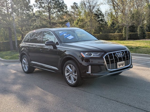 2021 Audi Q7 Premium Plus Image 3 of 44