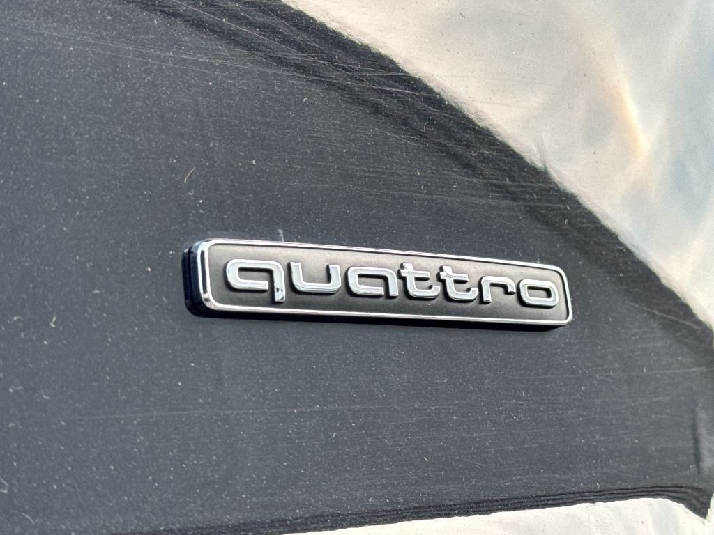 Vehicle image 11 of 36