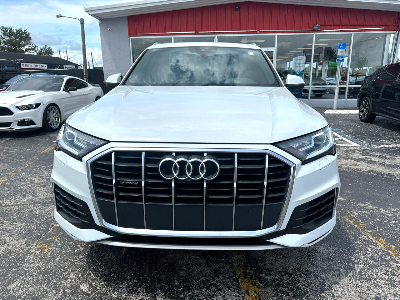 Vehicle image 2 of 19