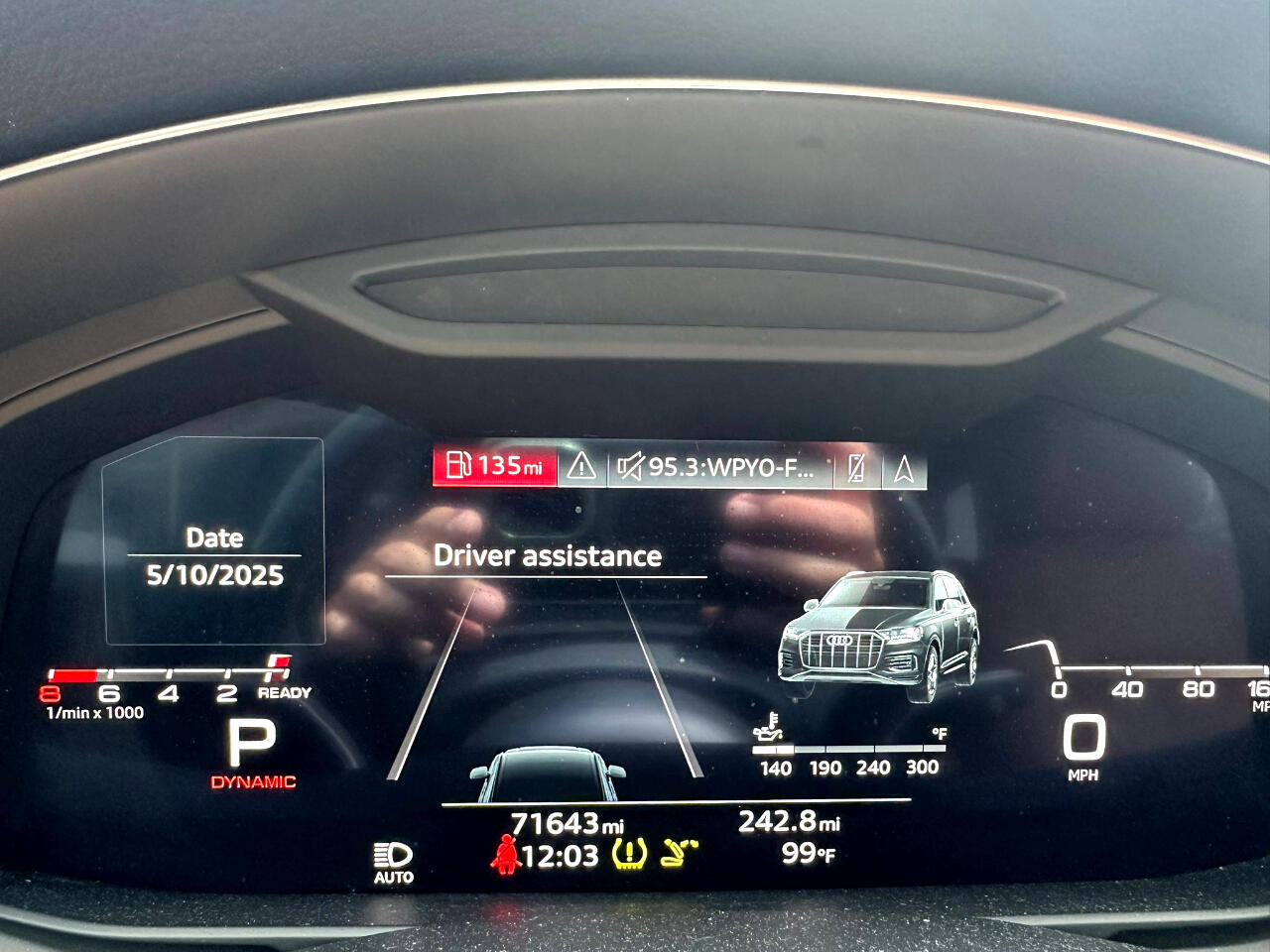 Vehicle image 17 of 19