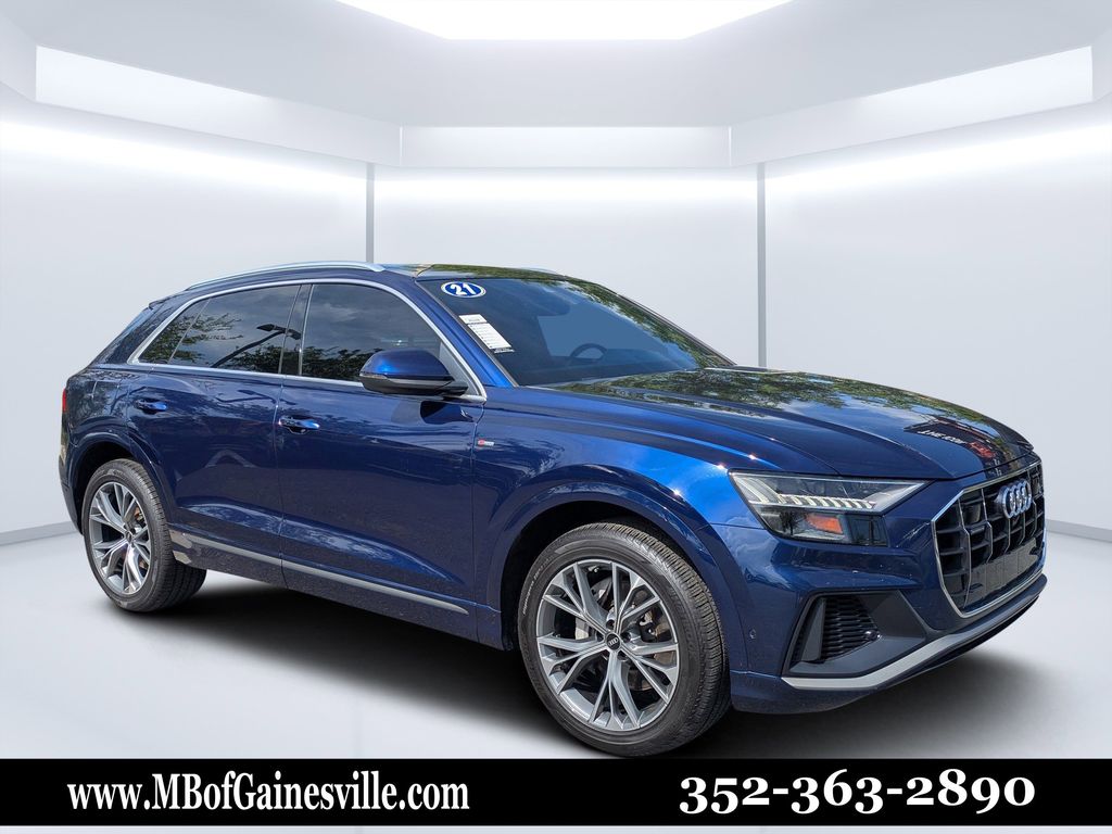 2021 Audi Q8 Premium Plus Image 2 of 31