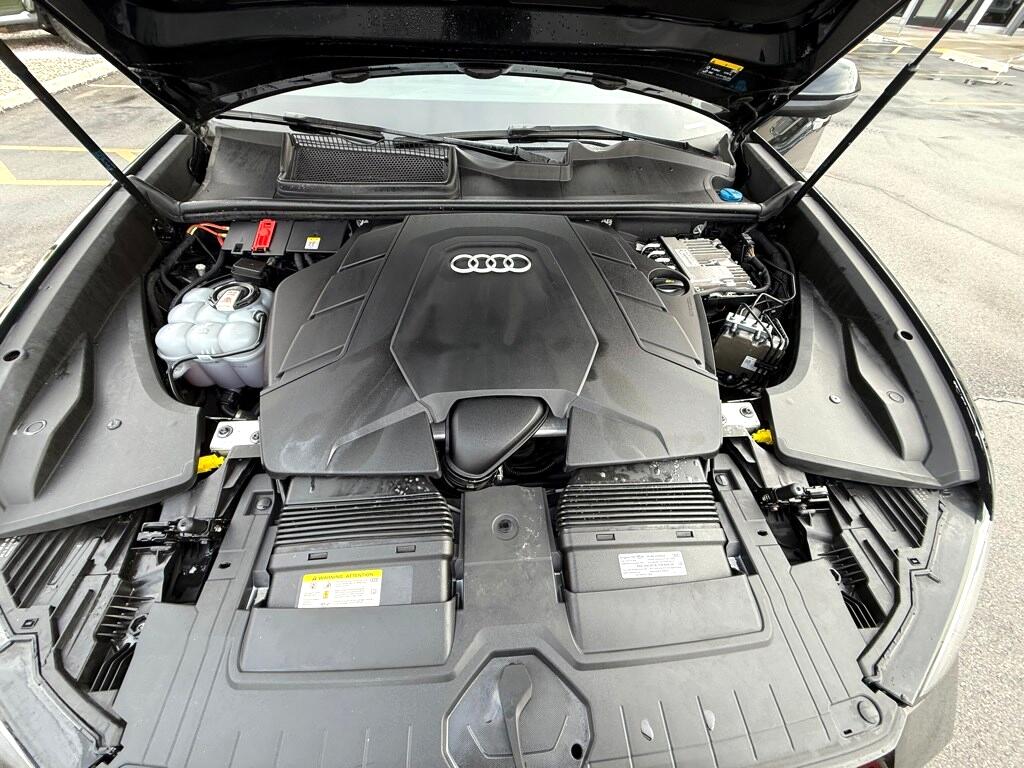 Vehicle image 36 of 40