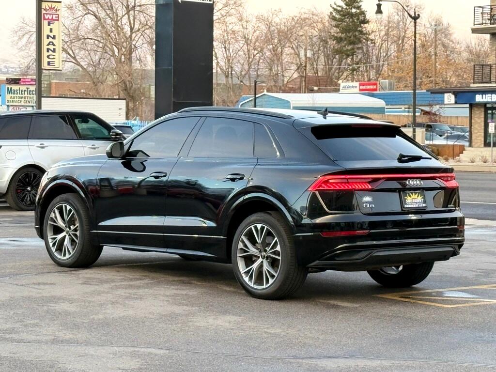 Vehicle image 8 of 40