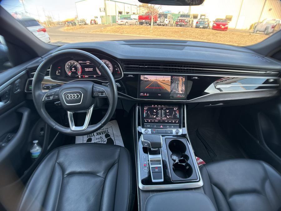 Vehicle image 13 of 32