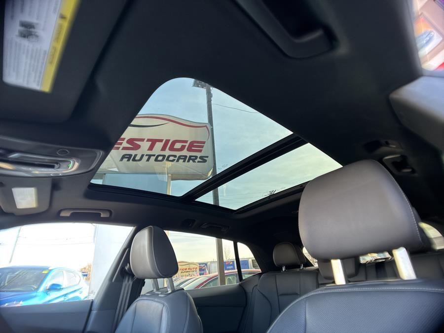 Vehicle image 31 of 32