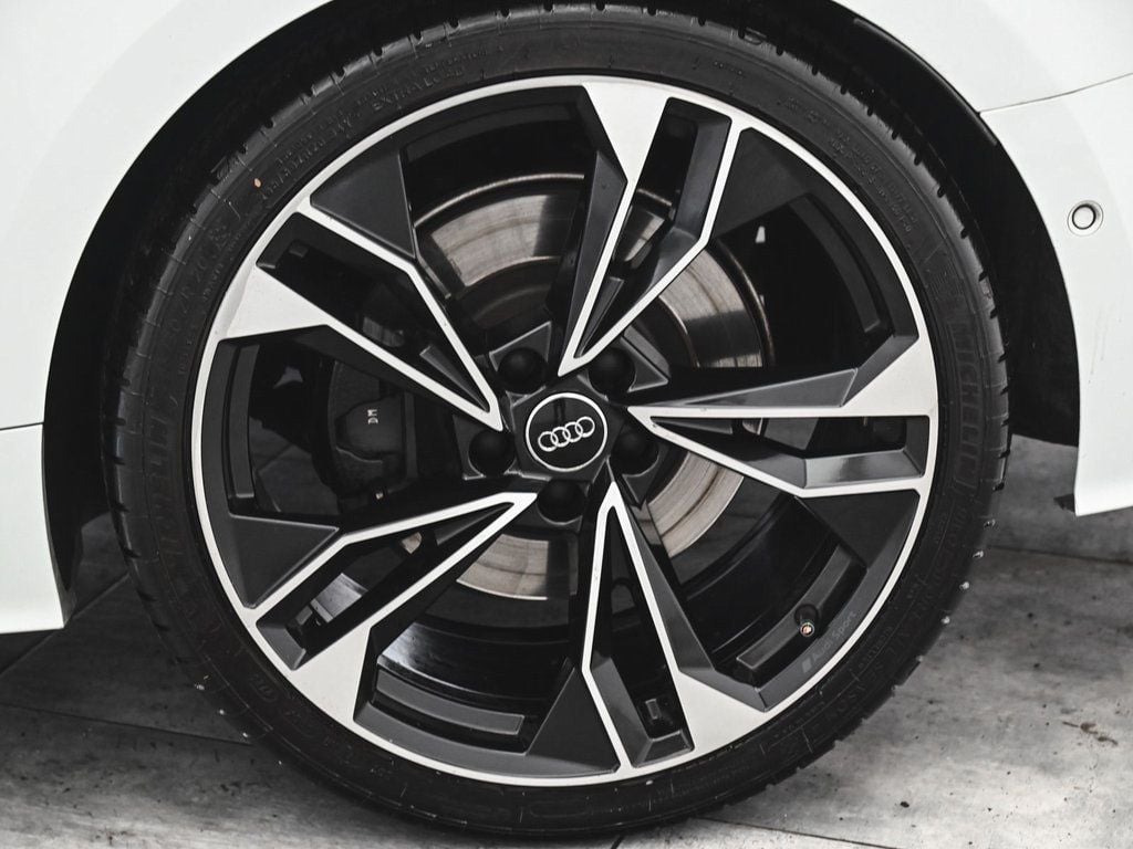 2021 Audi S5 Prestige Image 8 of 41