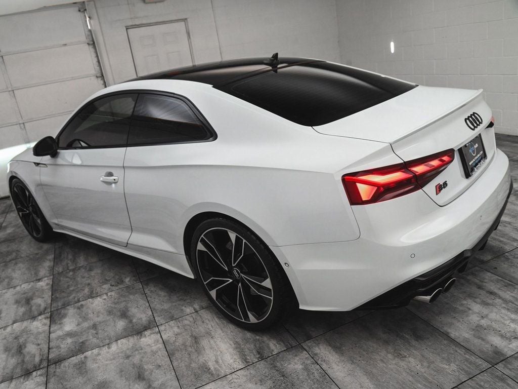 2021 Audi S5 Prestige Image 5 of 41