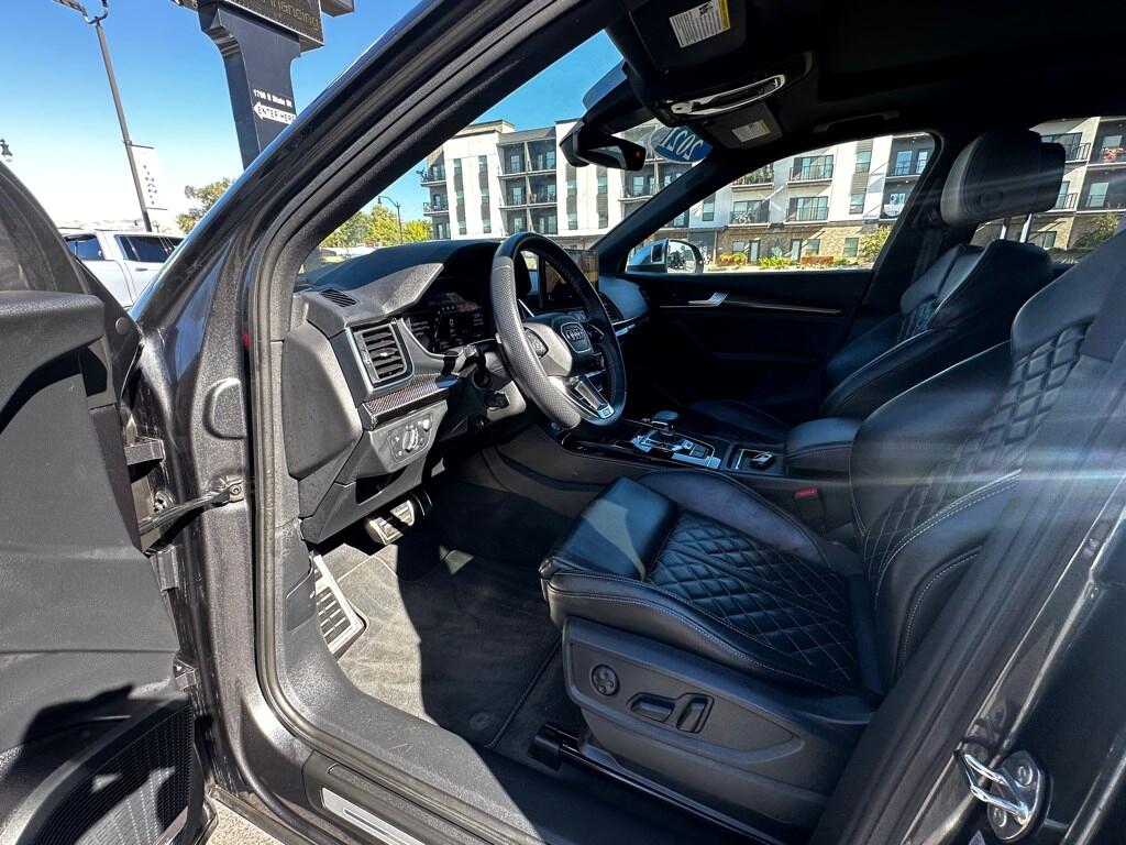 Vehicle image 22 of 53