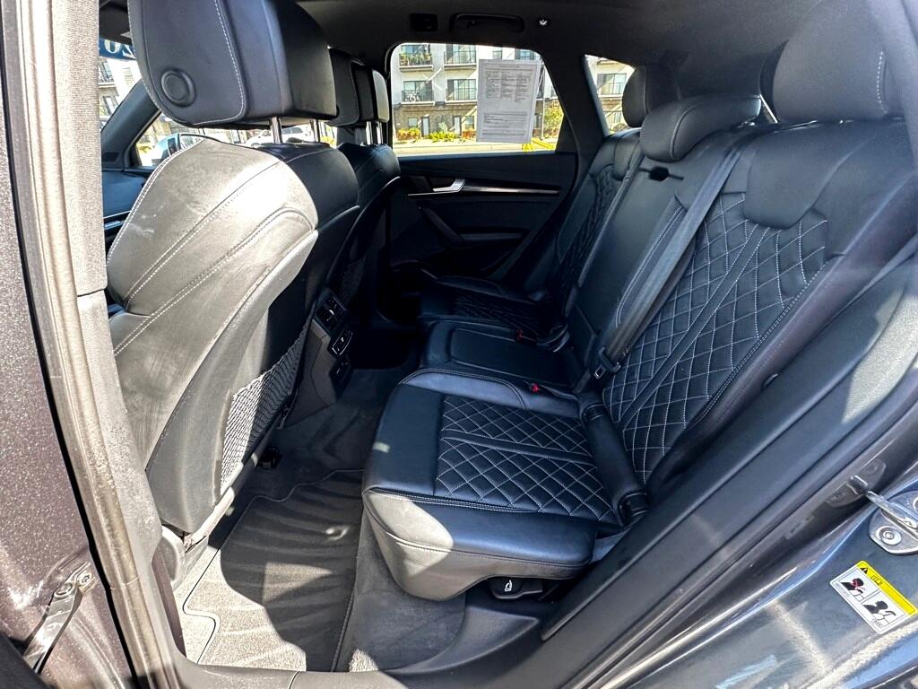 Vehicle image 28 of 53