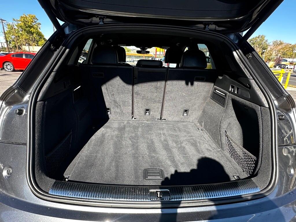 Vehicle image 14 of 53