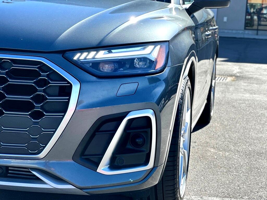 Vehicle image 11 of 53