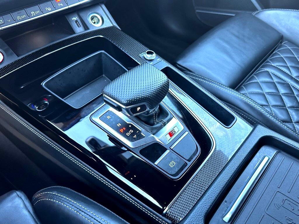Vehicle image 39 of 53
