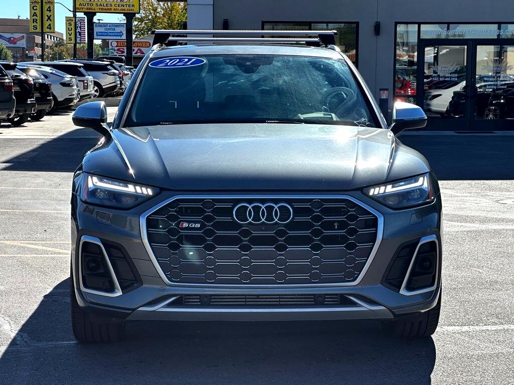 Vehicle image 4 of 53