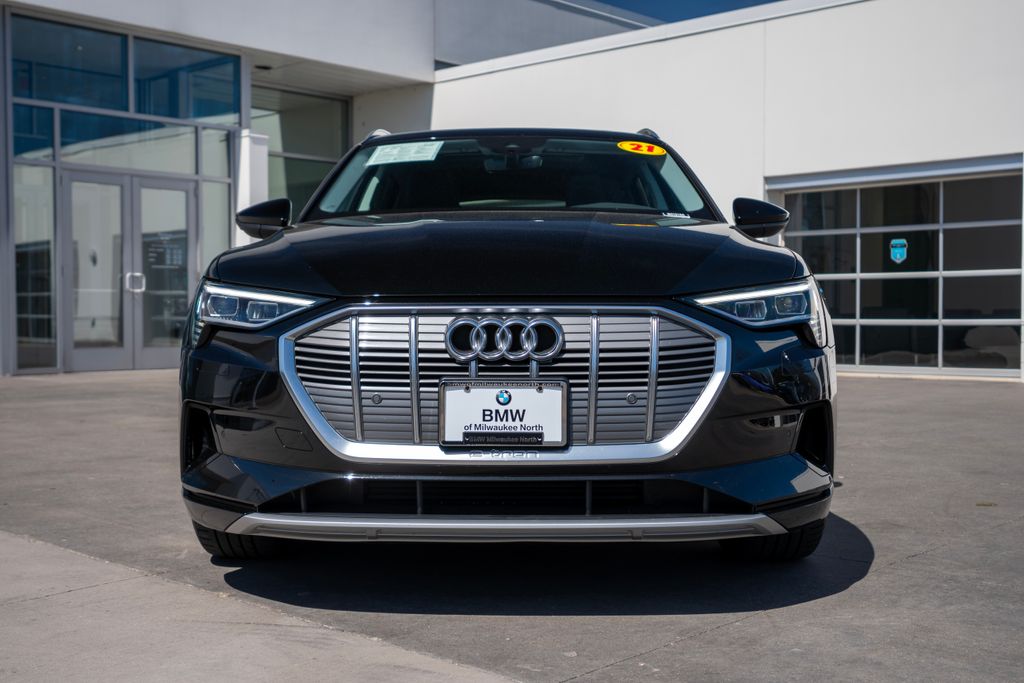 Vehicle image 2 of 38