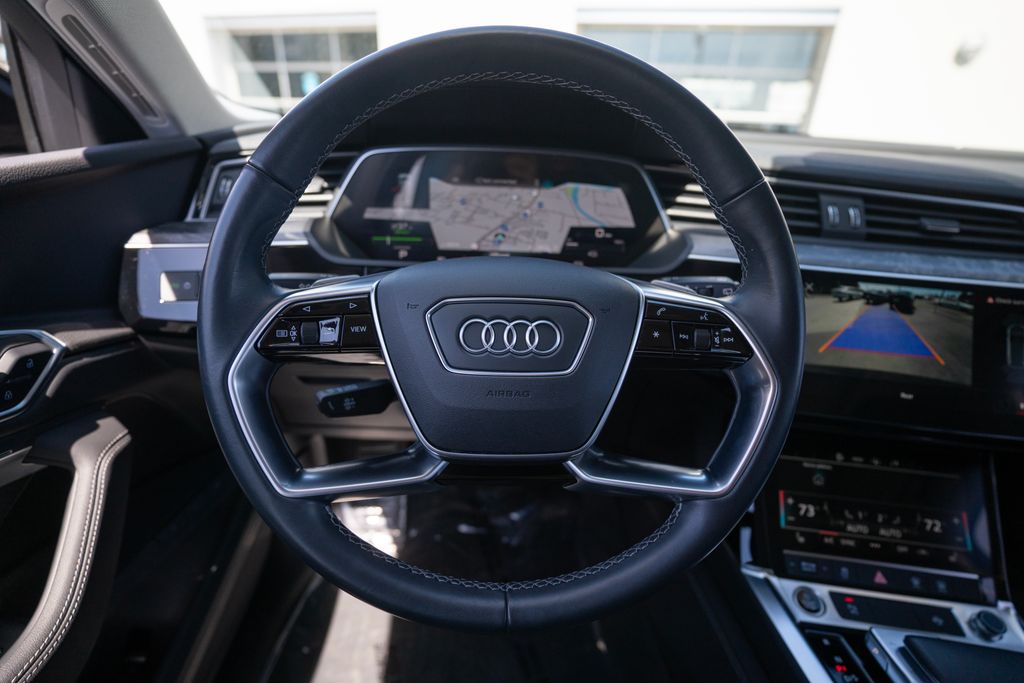 Vehicle image 20 of 38