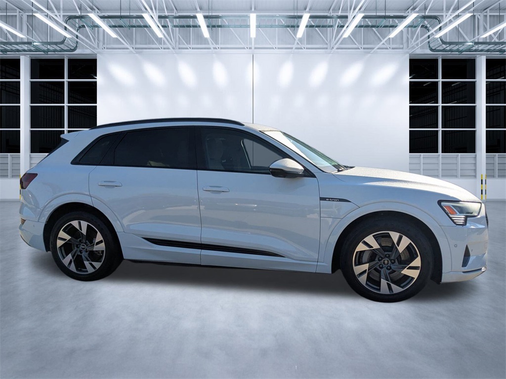 Vehicle image 3 of 36