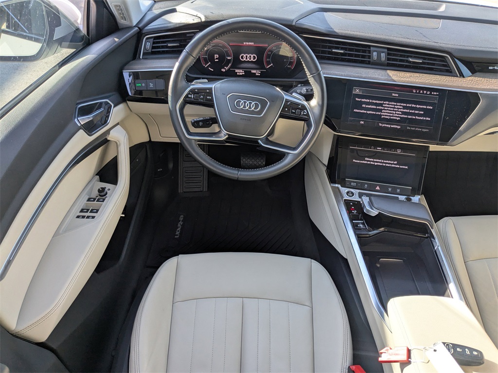 Vehicle image 13 of 36