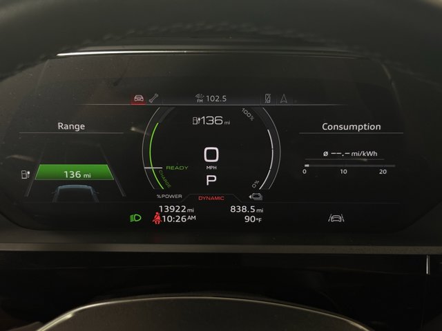 Vehicle image 16 of 28