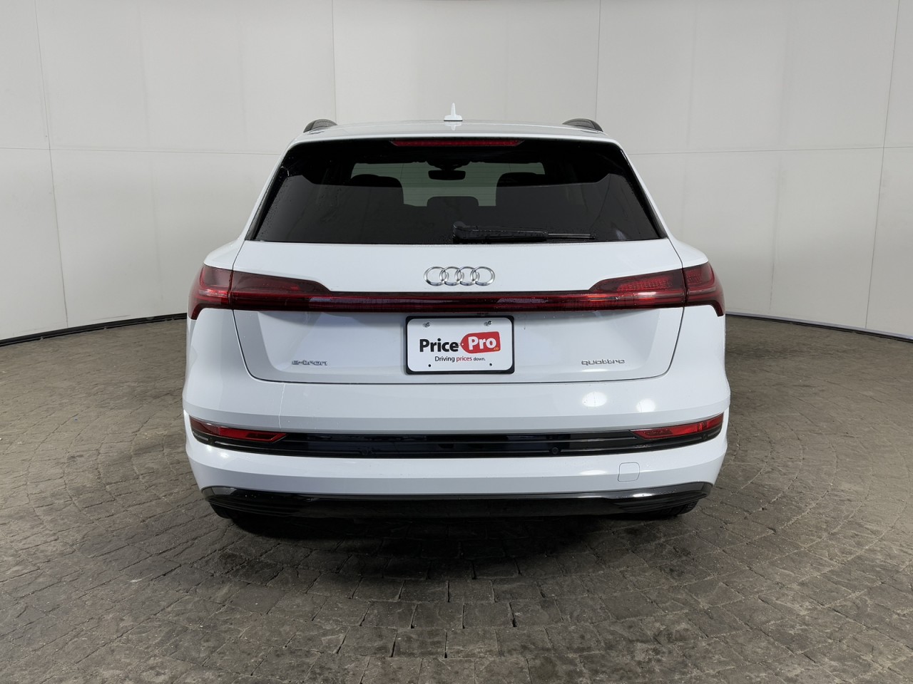 Vehicle image 5 of 16