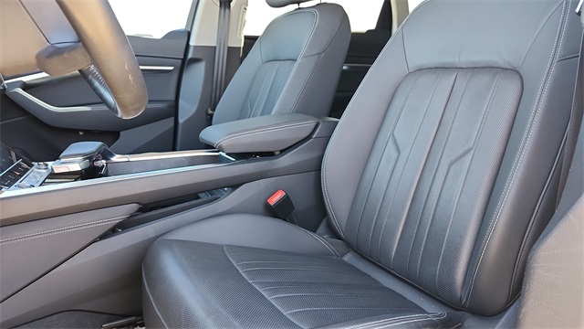 2021 Audi e-tron Sportback Premium Plus Image 12 of 46