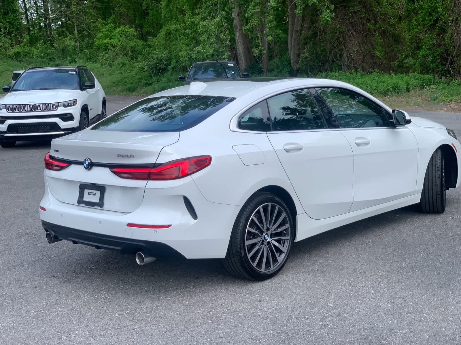 Vehicle image 5 of 27