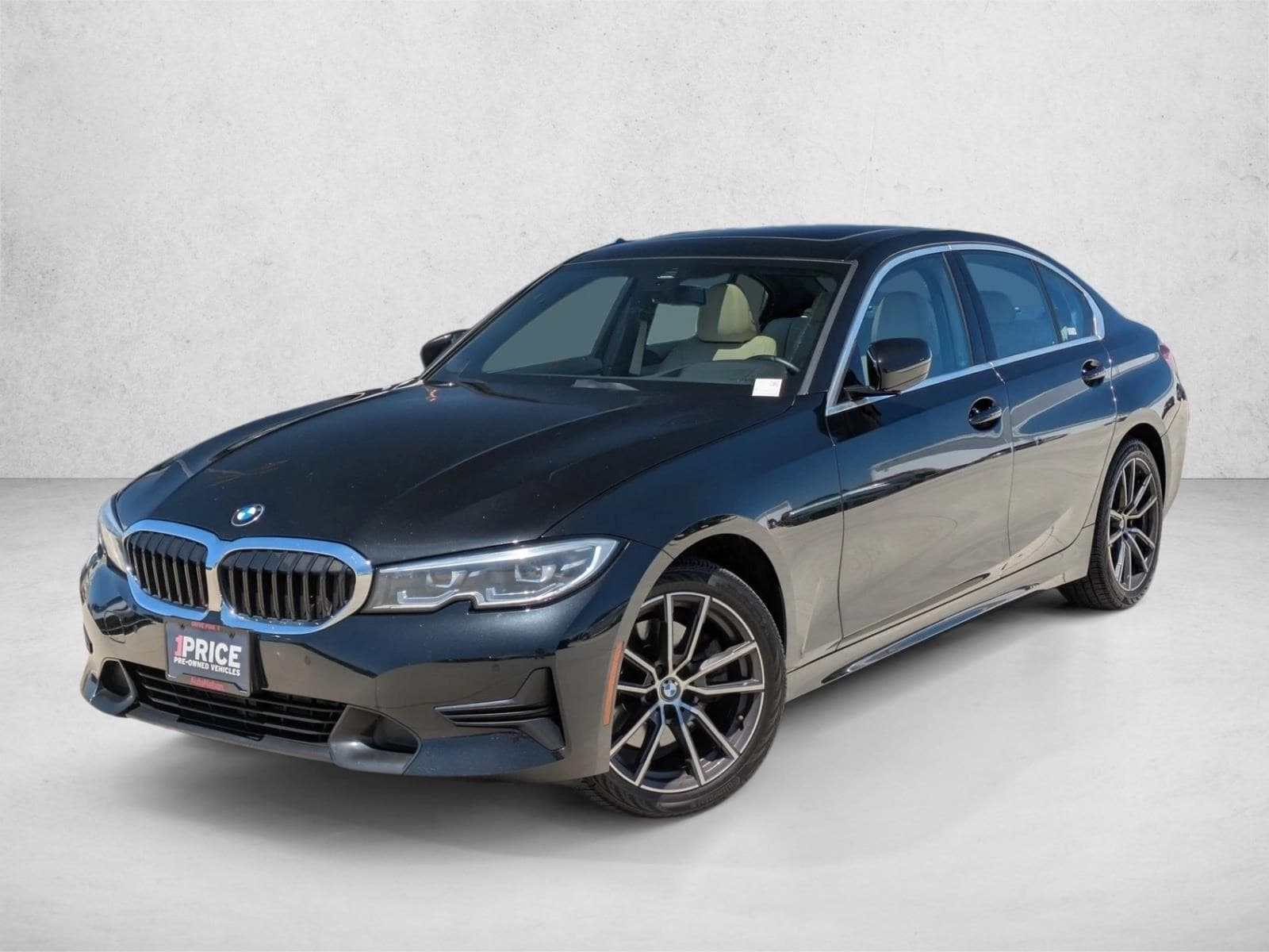 2021 BMW 3 Series 330i xDrive Image 1 of 26
