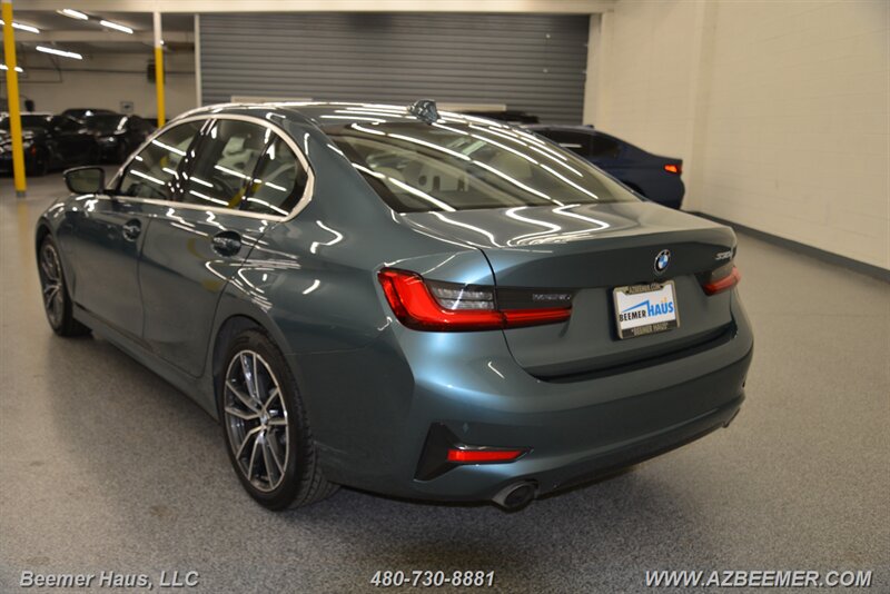Vehicle image 13 of 50