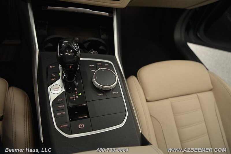 Vehicle image 38 of 50