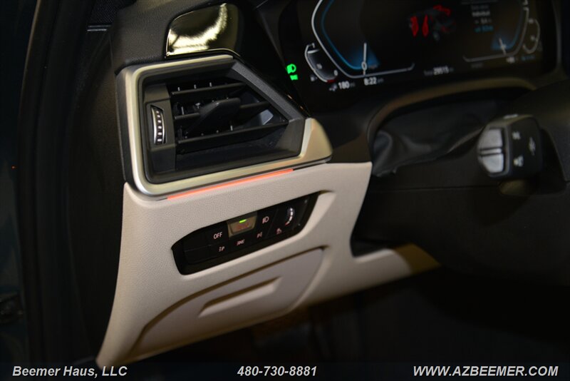 Vehicle image 30 of 50