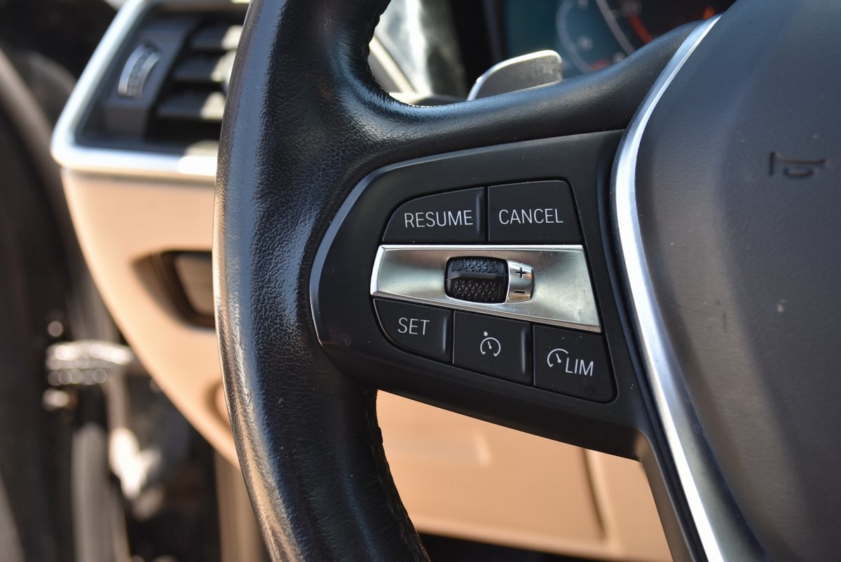 Vehicle image 28 of 38