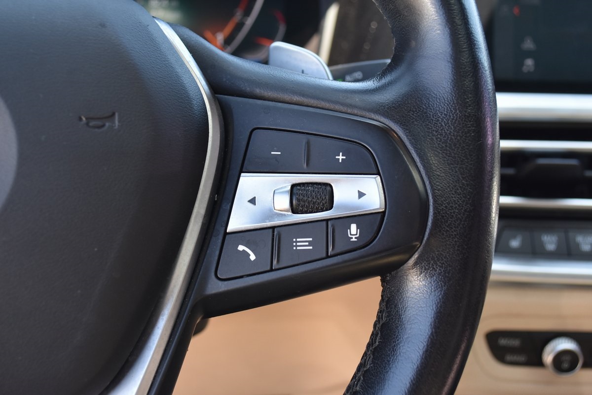Vehicle image 27 of 38