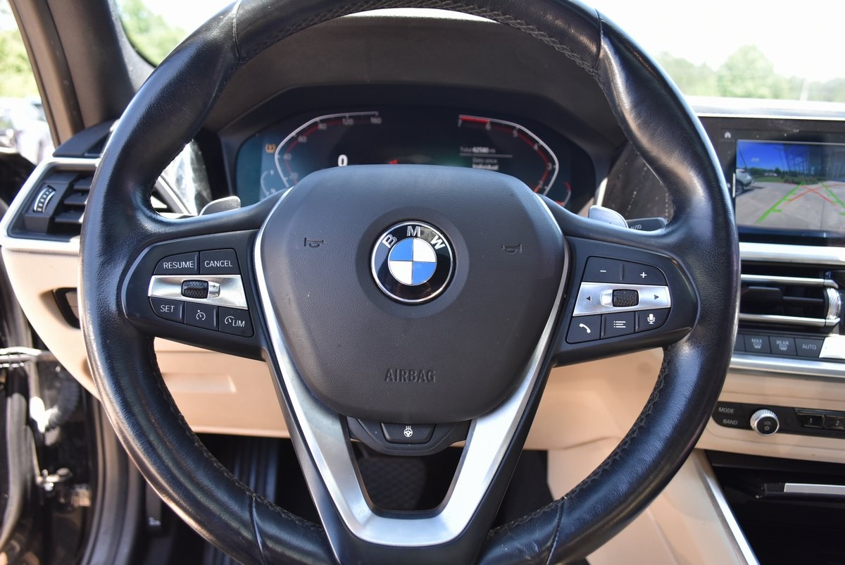 Vehicle image 20 of 38