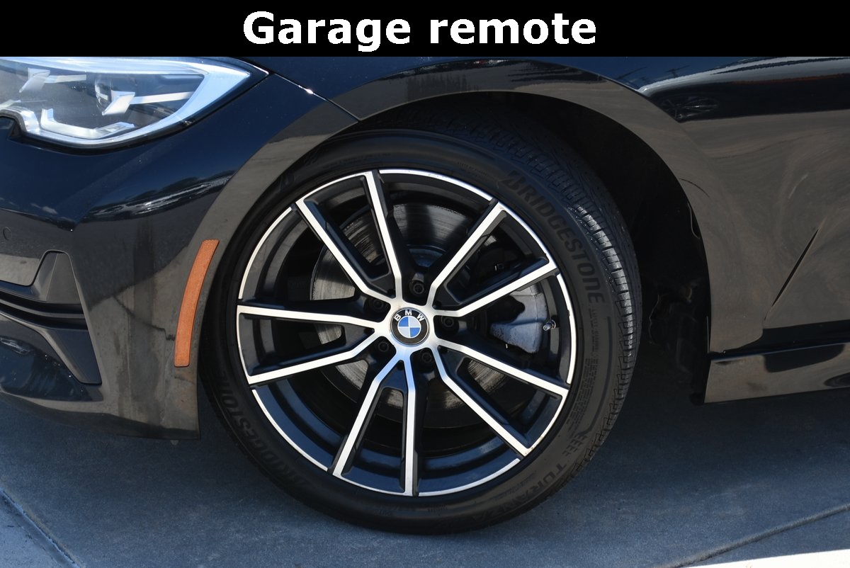 Vehicle image 12 of 38