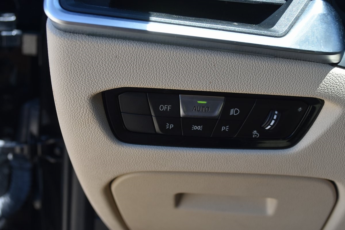 Vehicle image 29 of 38