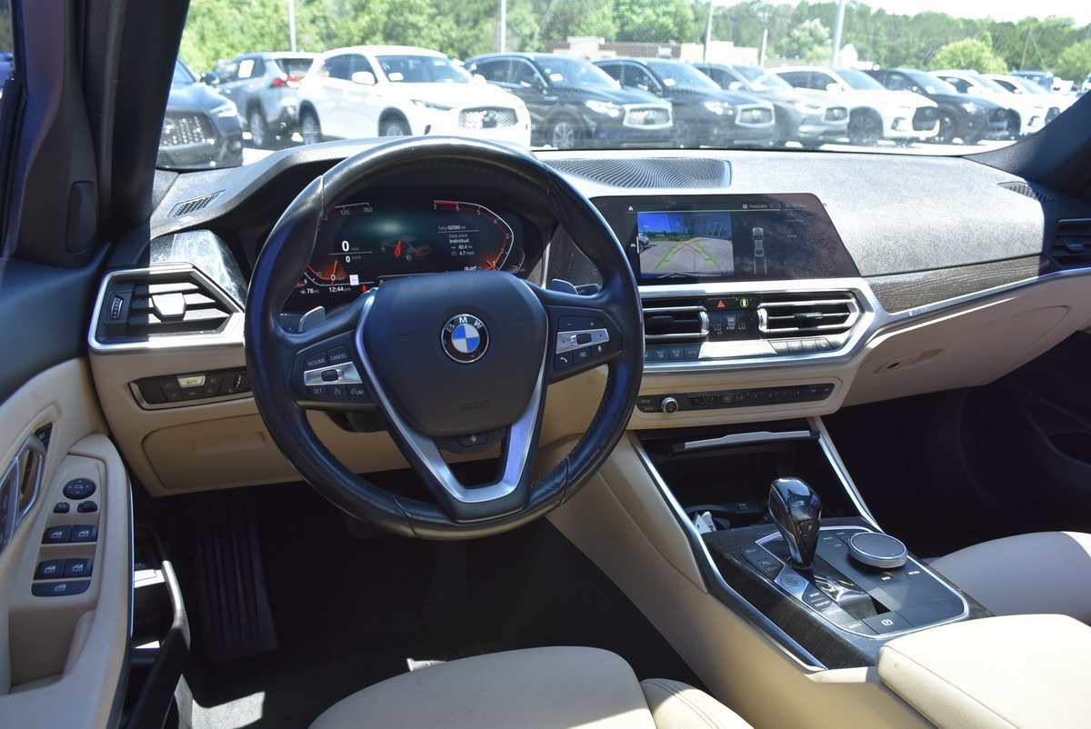 Vehicle image 14 of 38