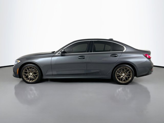 Vehicle image 12 of 44